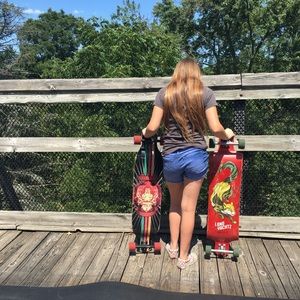 Meet your Posher, Larkin